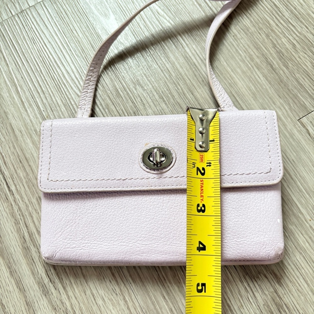 Danier Leather Pastel Lavender Crossbody Bag - Picture 10 of 13